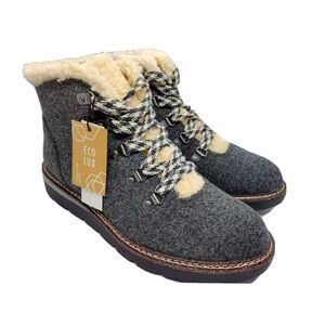 Madden NYC Hiker Wedge Heel Fabric Boots. Faux Shearling Lining, Woman’s Size 7